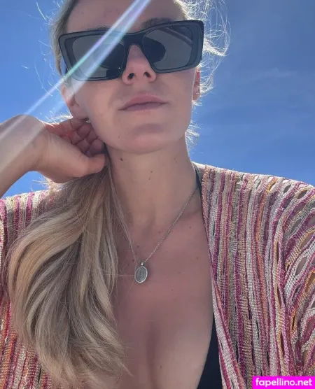 Anna Christina Abbelen OnlyFans Thumbnail #tZjlhM2Xy0