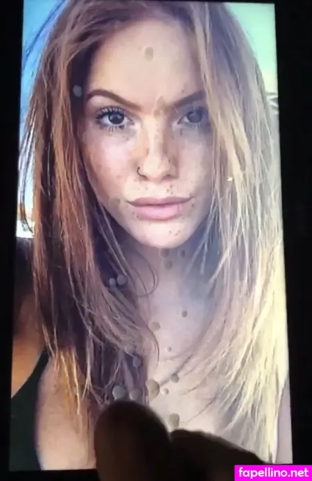 Anna Ciati OnlyFans Thumbnail #M1QMRgmZIj