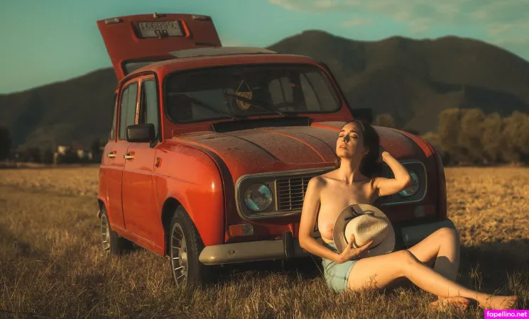 Anna Collini OnlyFans Thumbnail #M2w4xdAWML