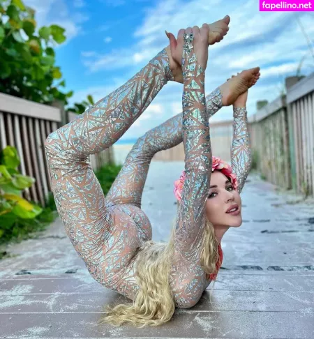 Anna Contortionist OnlyFans Thumbnail #Fj11ub940X