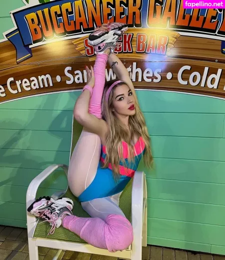 Anna Contortionist Main Profile Photo