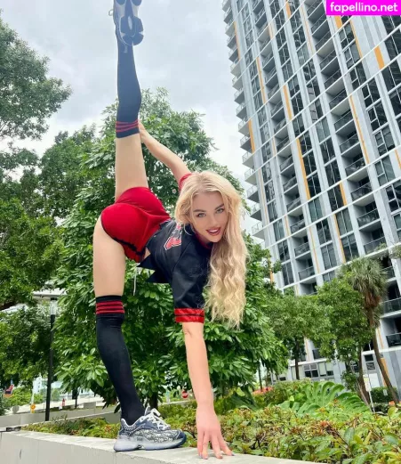 Anna Contortionist OnlyFans Thumbnail #sDVFr9pbJg