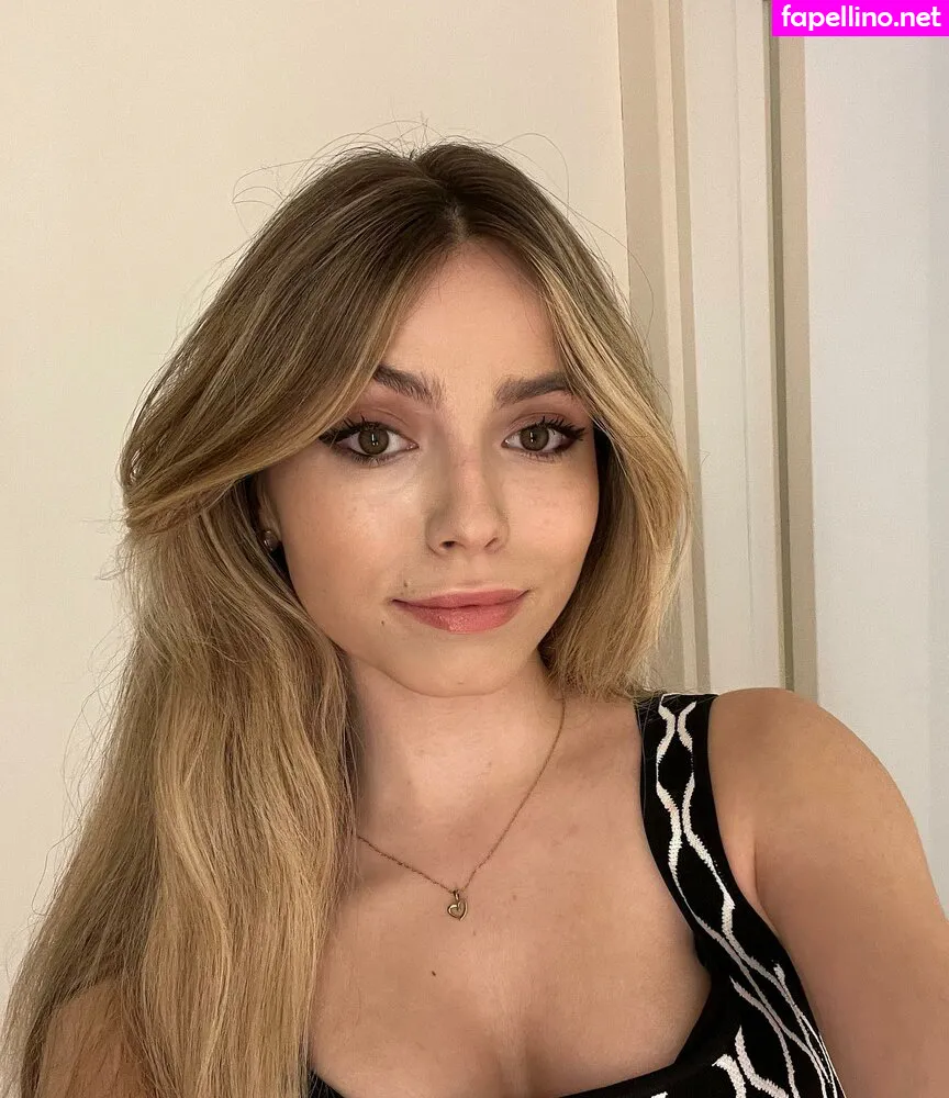 annacramling, biancasotelo14 Nude Leaked OnlyFans Photo #LYOX8qPKF5