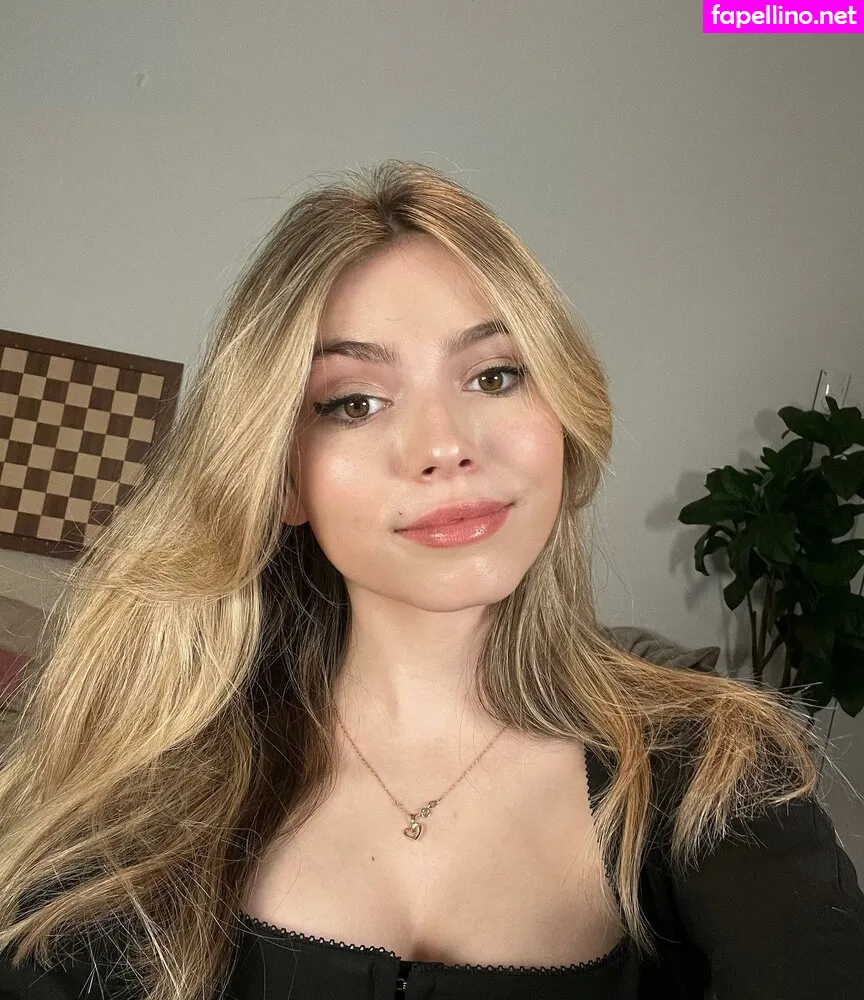 annacramling, biancasotelo14 Nude Leaked OnlyFans Photo #fUxV9a84XC