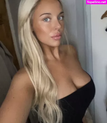 Anna Curley 1 OnlyFans Thumbnail #hAshzL1ffb