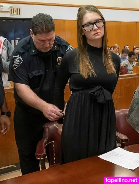 Anna Delvey OnlyFans Thumbnail #aL1csAMgnz