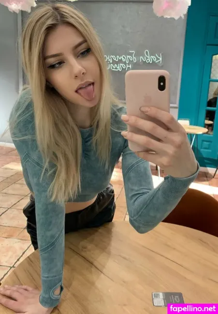 Anna Dolly OnlyFans Thumbnail #xxyZPWKvEQ