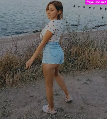 Anna Ellie OnlyFans Thumbnail #Vh5A3VS767