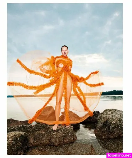 Anna Ewers OnlyFans Thumbnail #irSlfdDETS