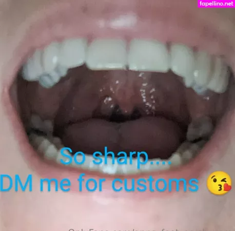 Anna Feet Crush Vore OnlyFans Thumbnail #2fhgzXIef5