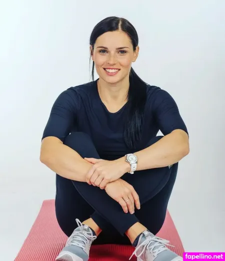 Anna Fenninger OnlyFans Thumbnail #B2KQPuksDN