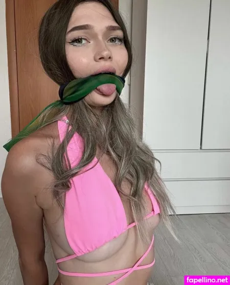 Anna Fetish OnlyFans Thumbnail #WCvi9fiabz
