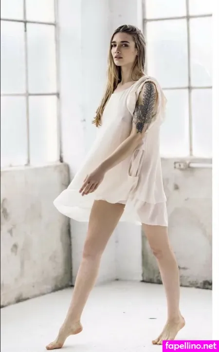 Anna Fishie OnlyFans Thumbnail #O0OPlelPxY