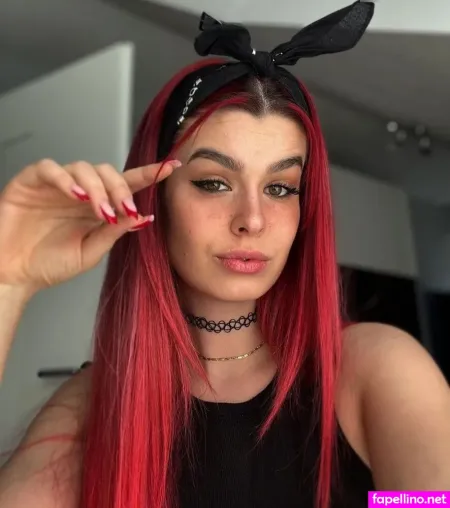 Anna Gazanis OnlyFans Thumbnail #3dq2T9vgpp