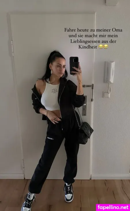 Anna Grey OnlyFans Thumbnail #AKdLpws1LG