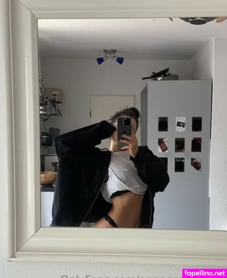 Anna Grey OnlyFans Thumbnail #P2tnreD7jk