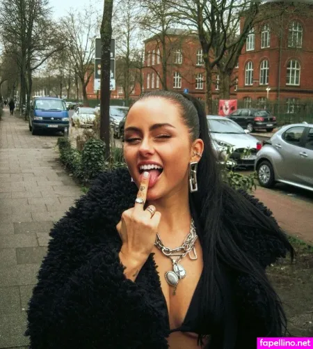 Anna Grey OnlyFans Thumbnail #Tg1HHaY84V