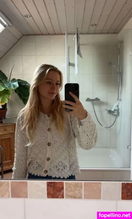 Anna Hafner 1 OnlyFans Thumbnail #FlCzEtWcUH