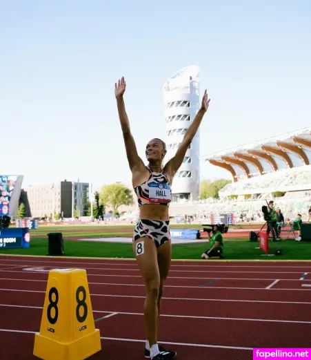 Anna Hall OnlyFans Thumbnail #7JR2ukD413