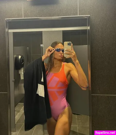 Anna Hall OnlyFans Thumbnail #hvnbsnC9n6