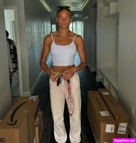 Anna Hall OnlyFans Thumbnail #zByupnlTAN