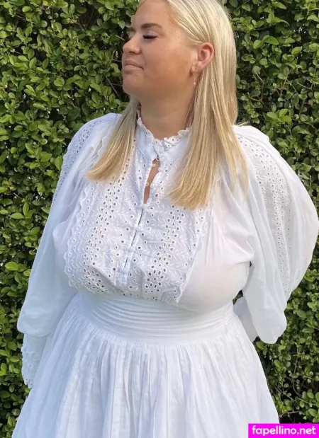 Anna K OnlyFans Thumbnail #WhNEPbJGpV