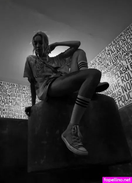 Anna Katana OnlyFans Thumbnail #bPYxRo4dGz