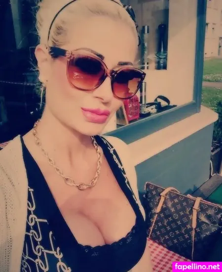 Anna Katharina 4 OnlyFans Thumbnail #JKyzxd7tWO