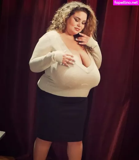 Anna Katz OnlyFans Thumbnail #f4gVaZVIgL