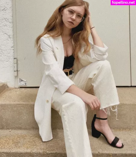 Anna Kauer OnlyFans Thumbnail #3L9KNa7KfH