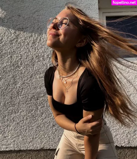 Anna Kauer OnlyFans Thumbnail #Xz0V0Pkuer