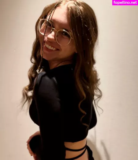 Anna Kauer OnlyFans Thumbnail #fjOSIohlYz