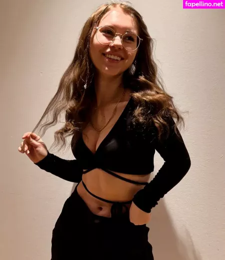Anna Kauer OnlyFans Thumbnail #sTbM6iHBPs