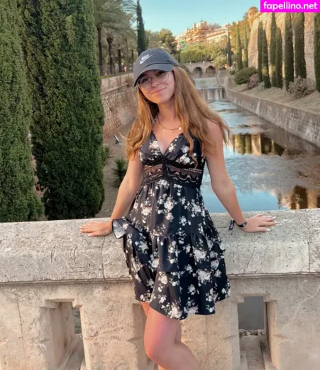 Anna Kauer OnlyFans Thumbnail #t24rwVRzG3