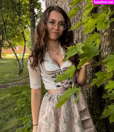 Anna Kauer OnlyFans Thumbnail #uWzJwDRkGC