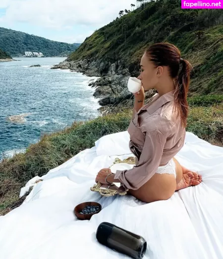 Anna Kessler OnlyFans Thumbnail #YMTxF9PTYa