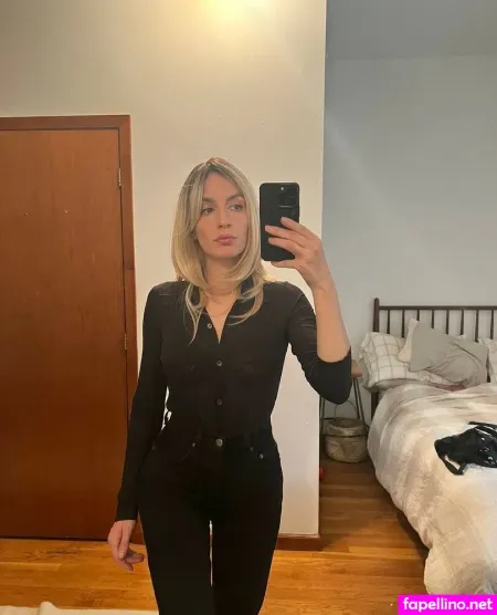 Anna Khachiyan OnlyFans Thumbnail #N2tq2psLkb