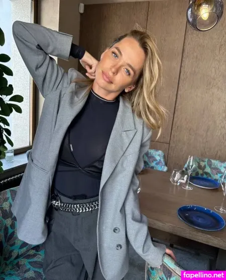 Anna Khilkevich OnlyFans Thumbnail #xobJIJdDJv