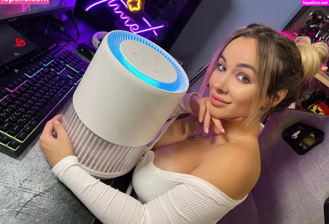 Anna Kostenko OnlyFans Thumbnail #OFUGbK0NSB