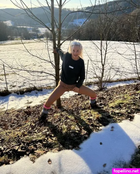 Anna Kraus OnlyFans Thumbnail #OzZ7dvSWva