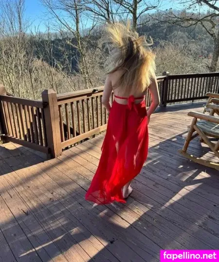 Anna Lally OnlyFans Thumbnail #EegAIXfVJp