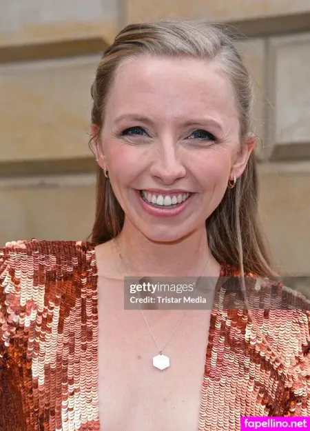 Anna Lapwood OnlyFans Thumbnail #7MDVRKPFdq