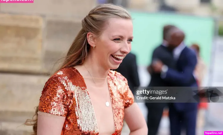 Anna Lapwood OnlyFans Thumbnail #A53WwkSdYO