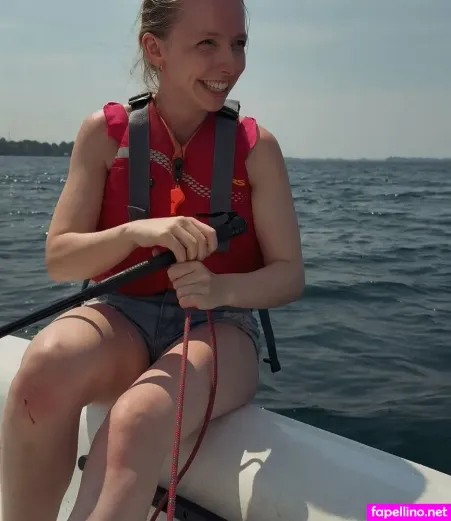 Anna Lapwood Main Profile Photo