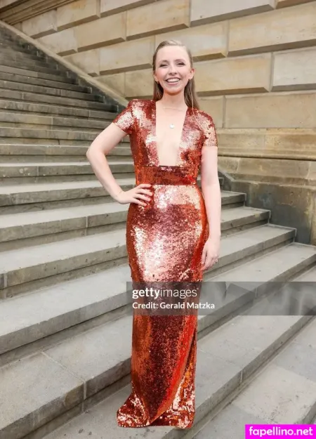 Anna Lapwood OnlyFans Thumbnail #z4VItO7KY9