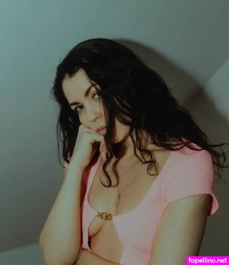 Anna Lea Mende OnlyFans Thumbnail #ugYRdTZmGO