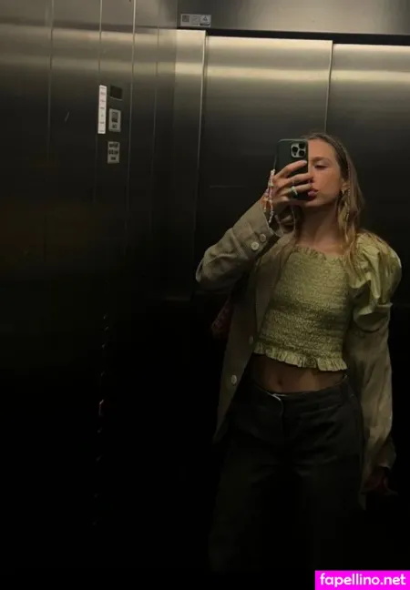 Anna Lena Klenke OnlyFans Thumbnail #LniQlw719D