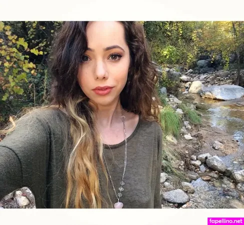 Anna Lichty OnlyFans Thumbnail #enBD9t0OmK