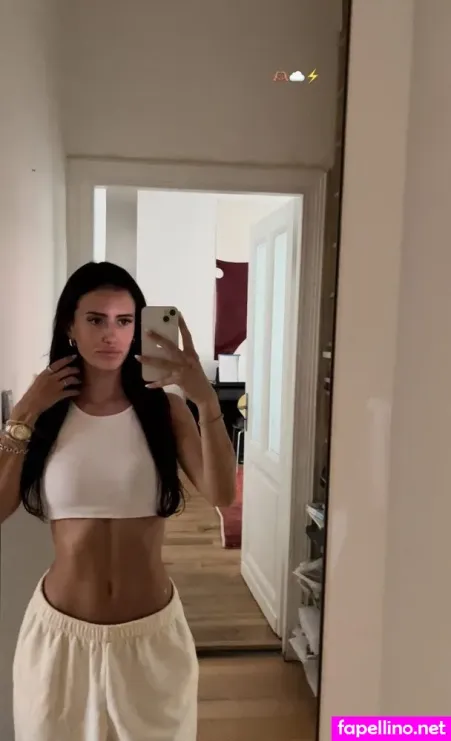 Anna Lisson OnlyFans Thumbnail #K9KyRW6v8B