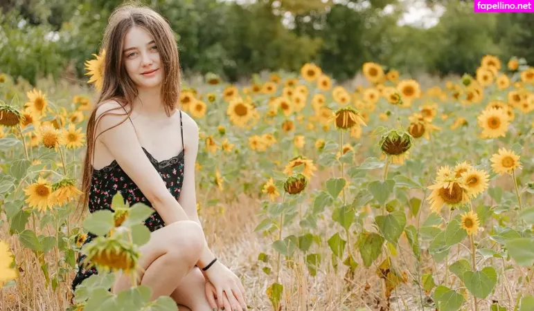 Anna Loisa OnlyFans Thumbnail #mIWcbkO41m